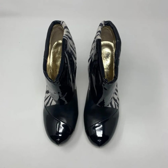 Matt Bernson Special Project‎ Triad Zebra Bootie Foldover Pullon Heel Size 8 - Picture 2 of 8